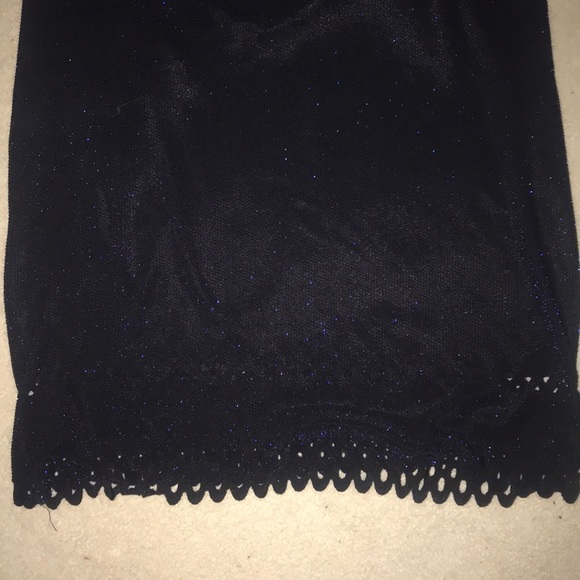 Beautiful glitter halter dress - Picture 3 of 5